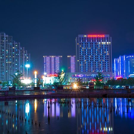 Crowne Plaza Xiangyang By Ihg Hotel Exterior foto