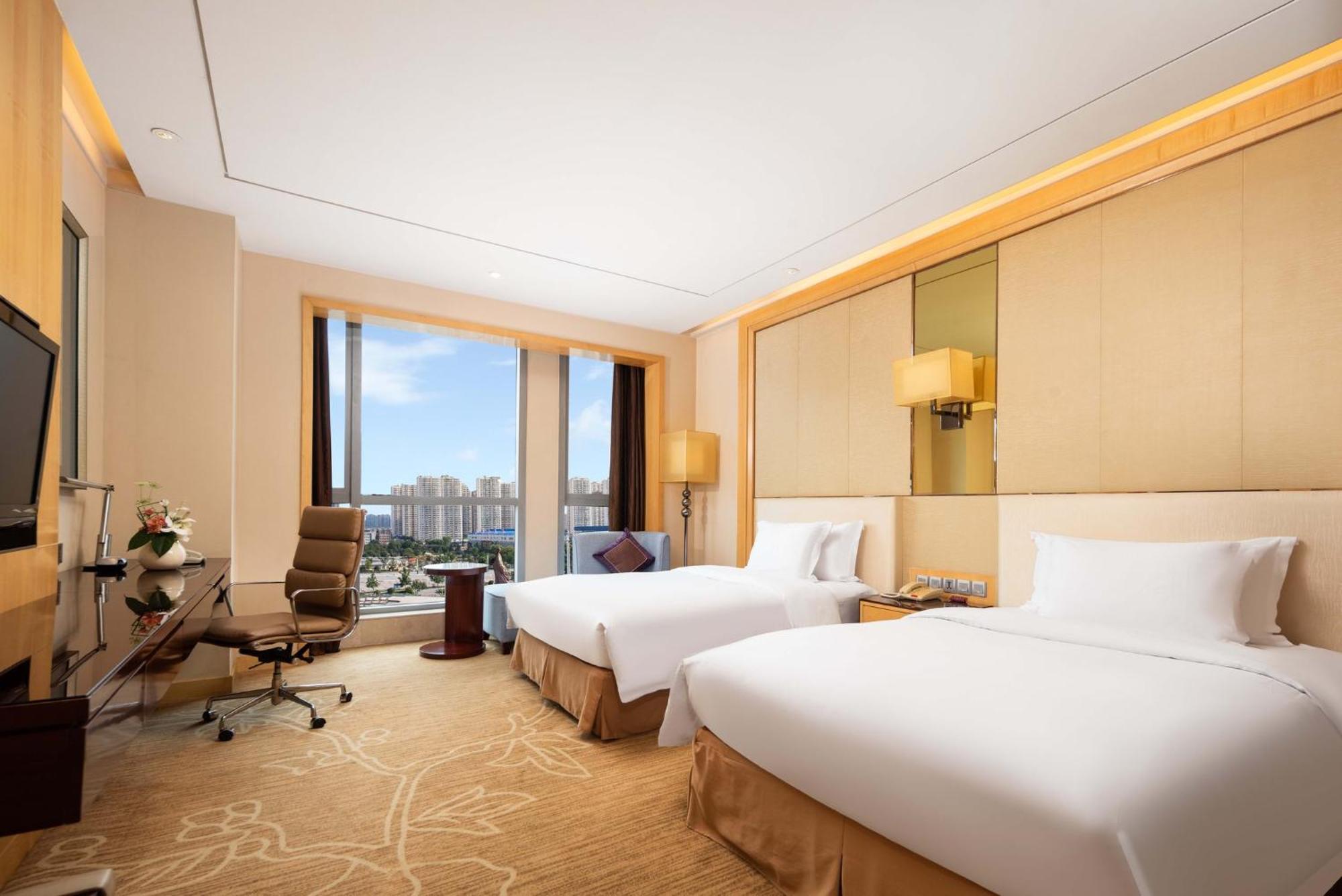 Crowne Plaza Xiangyang By Ihg Hotel Exterior foto