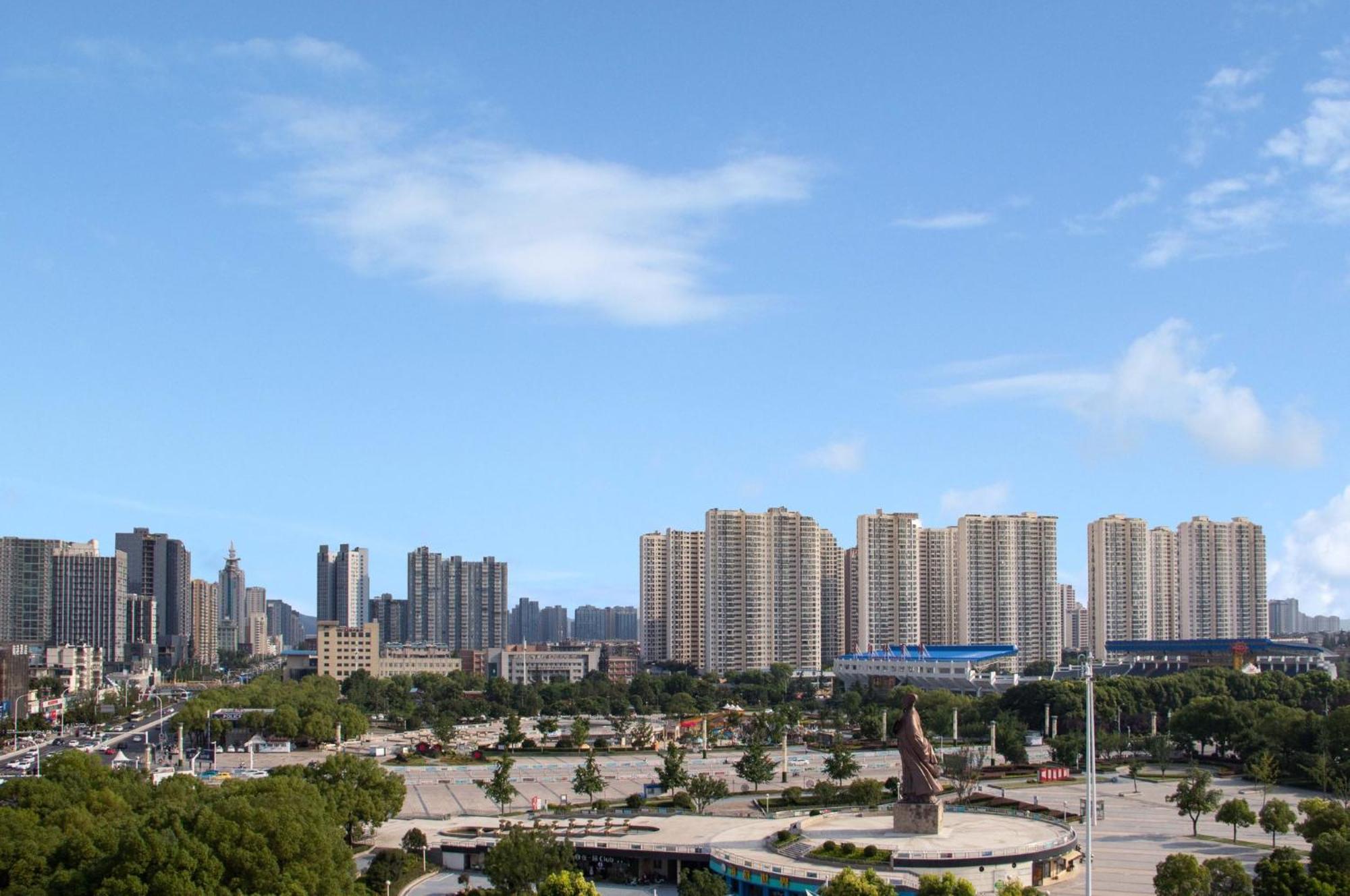 Crowne Plaza Xiangyang By Ihg Hotel Exterior foto